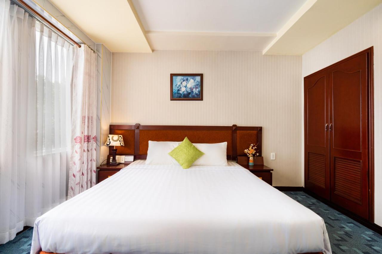Lucasta Saigon Hotel Ho Chi Minh City Bagian luar foto