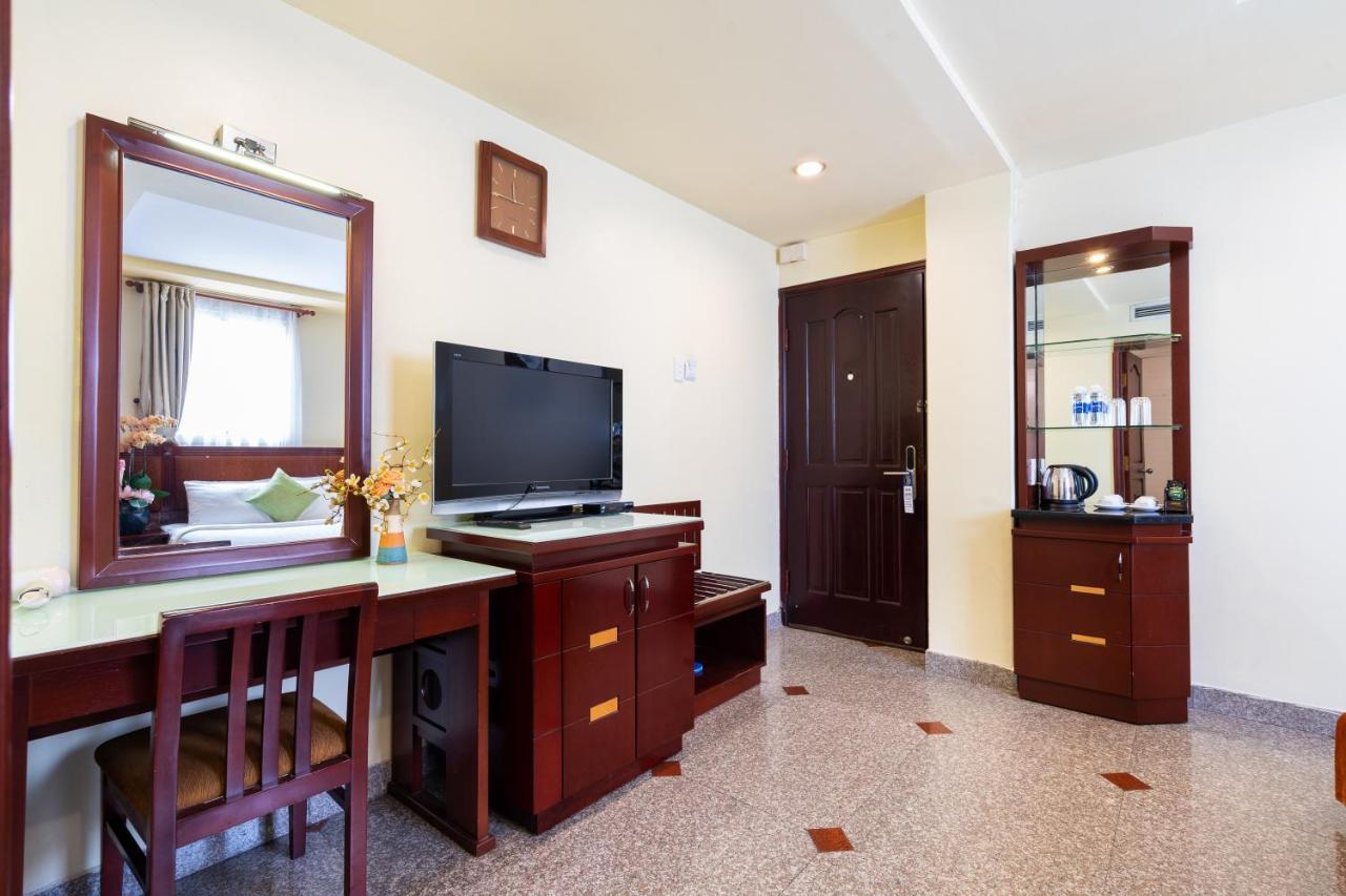 Lucasta Saigon Hotel Ho Chi Minh City Bagian luar foto