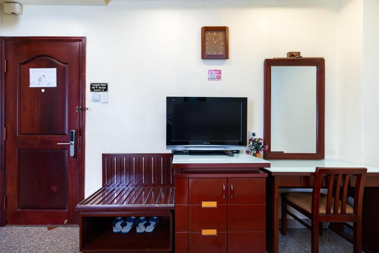 Lucasta Saigon Hotel Ho Chi Minh City Bagian luar foto