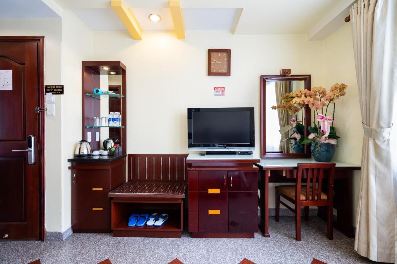 Lucasta Saigon Hotel Ho Chi Minh City Bagian luar foto