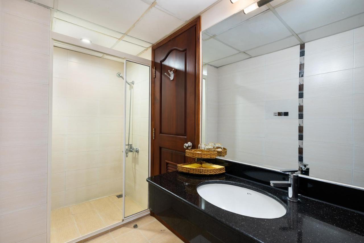 Lucasta Saigon Hotel Ho Chi Minh City Bagian luar foto