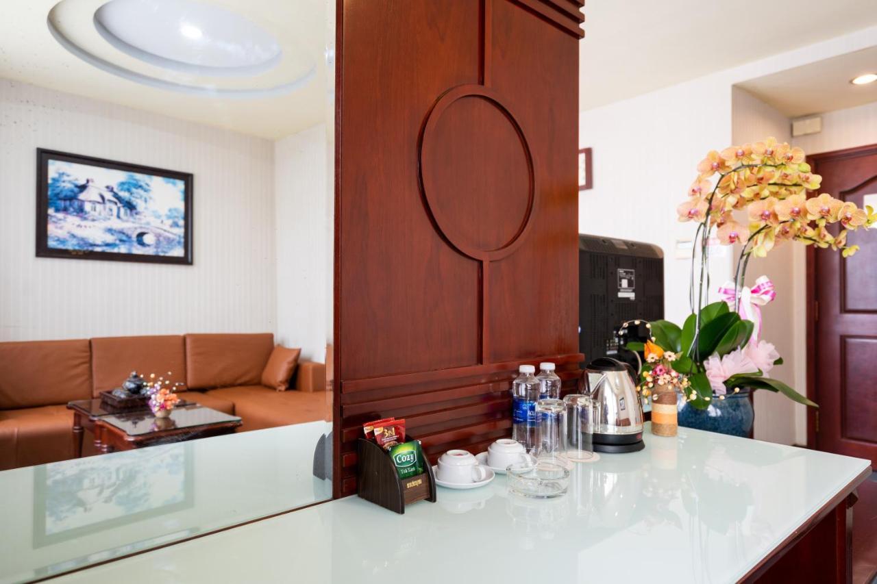 Lucasta Saigon Hotel Ho Chi Minh City Bagian luar foto