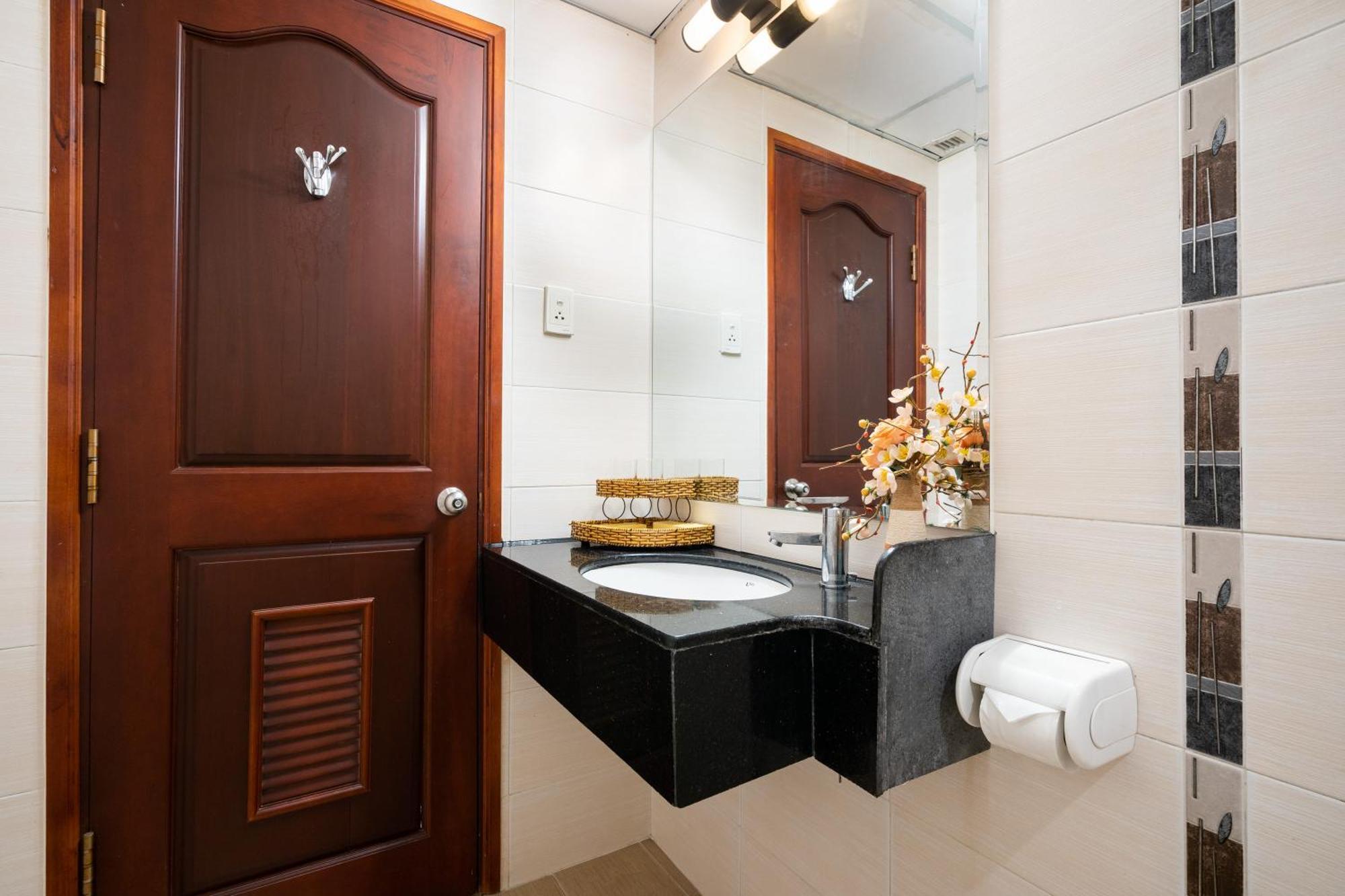 Lucasta Saigon Hotel Ho Chi Minh City Bagian luar foto