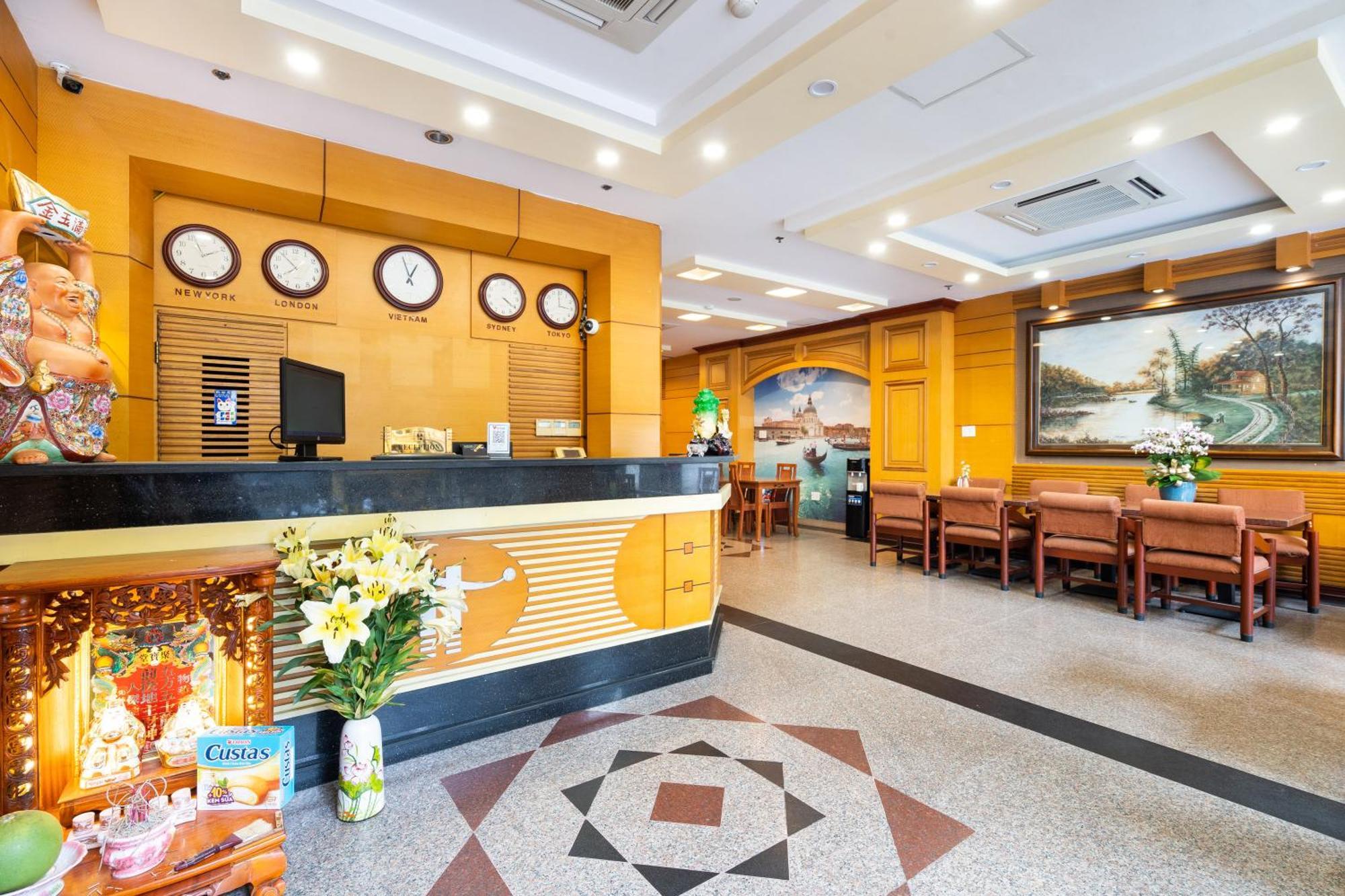 Lucasta Saigon Hotel Ho Chi Minh City Bagian luar foto